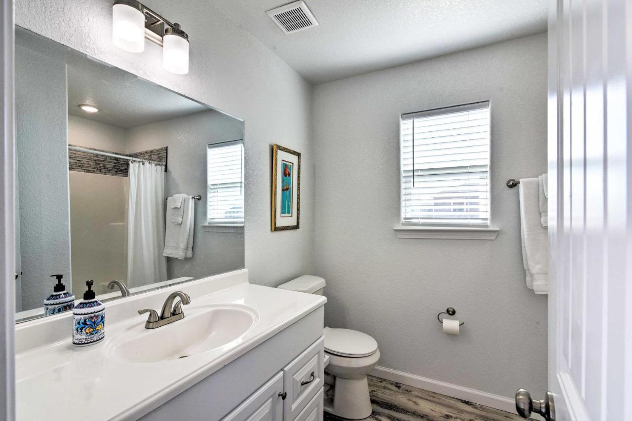 Coastal Surfside Beach House Walk To The Ocean! Exterior foto